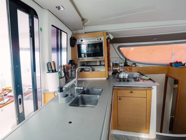 Hyra Katamaran  med eller utan skeppare Fountaine Pajot San Blas Islands 