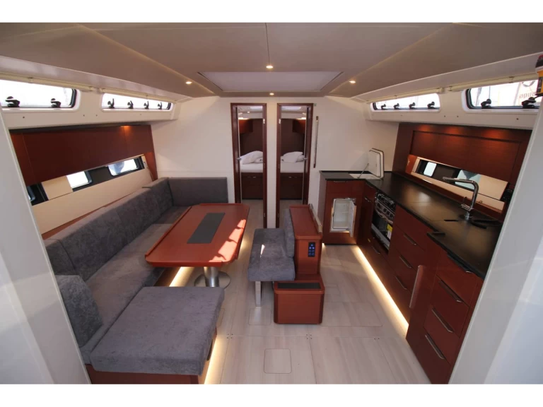 Yacht charter Alimos billig Hanse 460