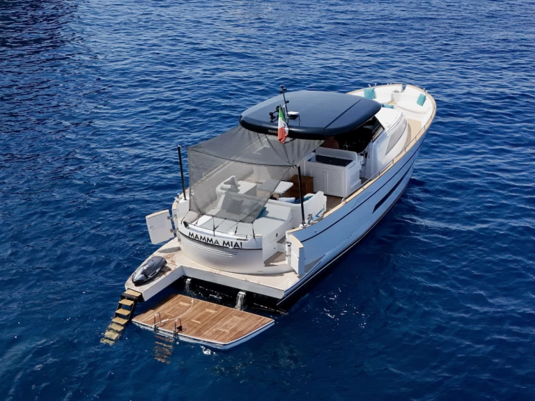 Hyr en Apreamare GOZZO 45 "MAMMA MIA!" Neapel 