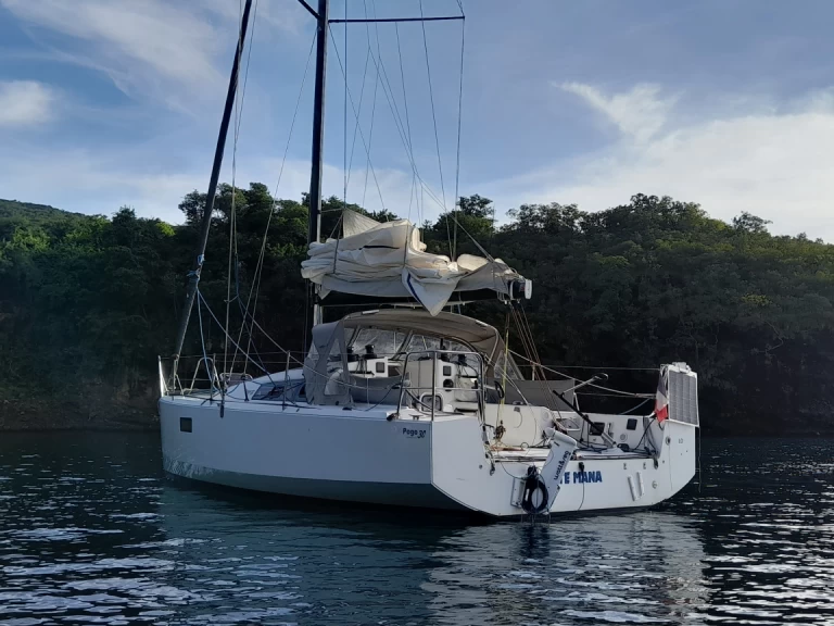 Uthyrning Segelbåt  i Port de Fort-de-France - Pogo Structures Pogo 30