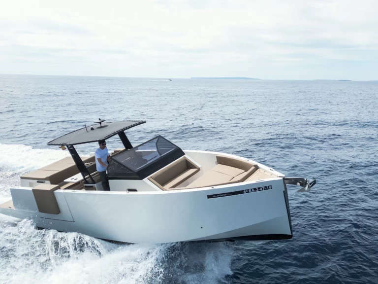 Yacht charter Sant Antoni de Portmany billig D33