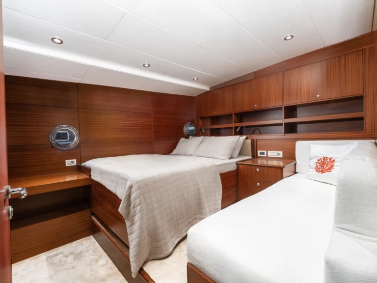 Yacht charter Bodrum billig LUCKY YOU MOTORSAILOR