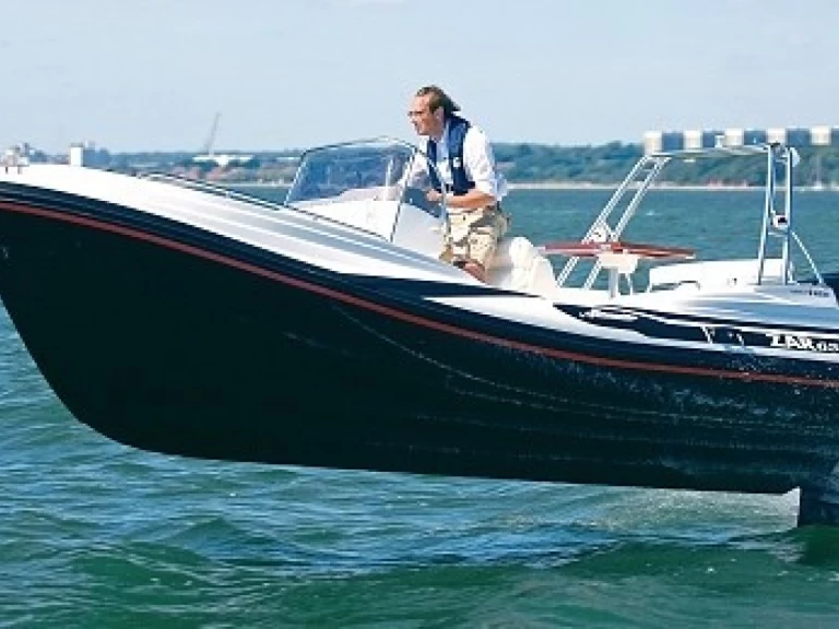 RIB för uthyrning Hamnen i Pollenca till det bästa priset 