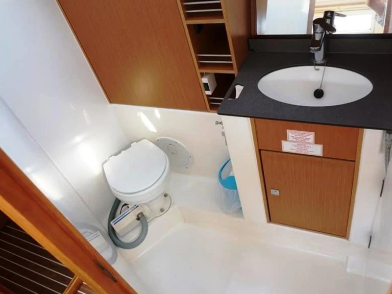 Uthyrning Alimos - Bavaria Cruiser 41 av Samboat 