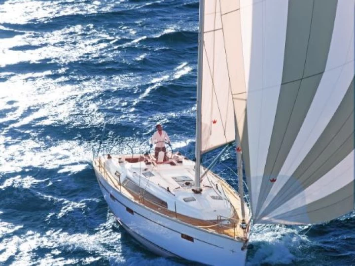 Hyr en Bavaria Cruiser 41 Alimos 