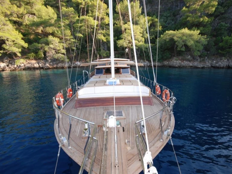 Hyr en Custom Made Be Happy Bodrum 