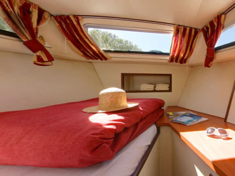 Yacht charter Saint-Jean-de-Losne billig Continentale