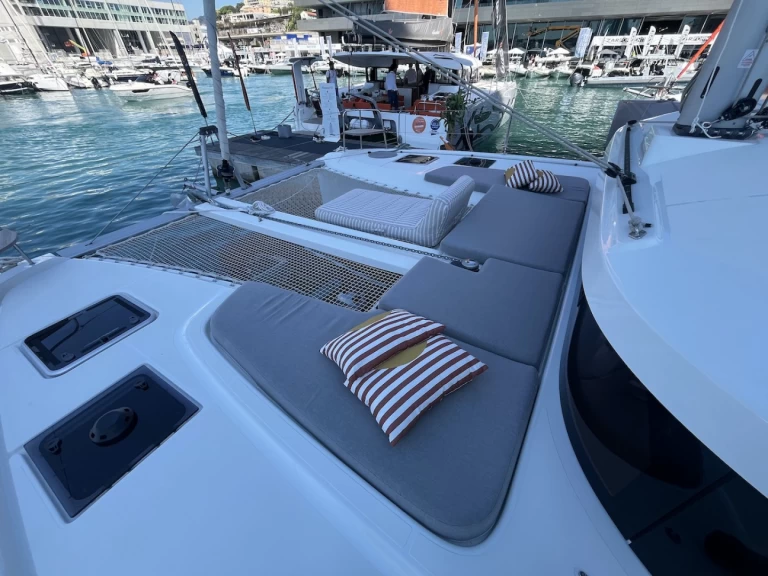 Yacht charter Lefkáda billig Lagoon 38