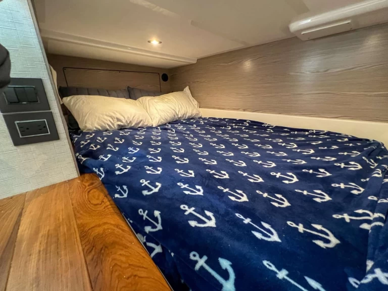 Lyx yacht för uthyrning Palm Beach till det bästa priset 