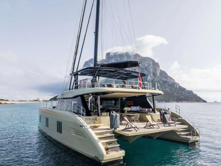 Hyr en Sunreef YGO. Valencia 