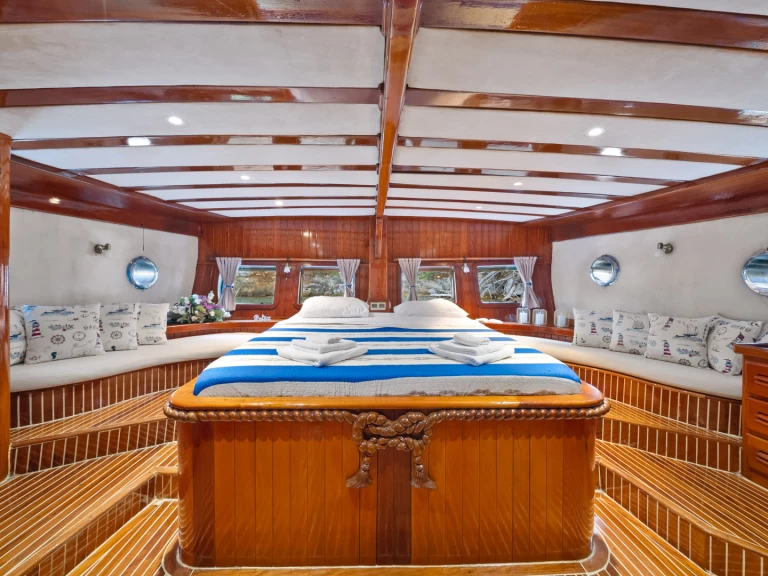 Segelbåt  för uthyrning Split  till det bästa priset 