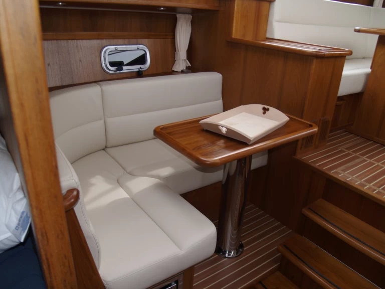 Yacht charter Drachten billig Renal 36