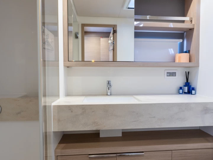 Hyr en Lagoon Lagoon 55 (2026) Split  