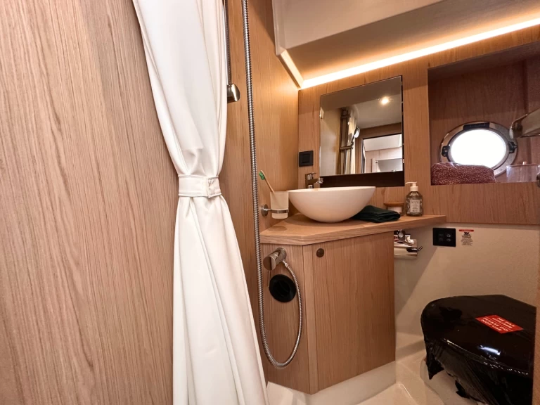 Båtuthyrning Bénéteau Swift Trawler 41 i Split  på Samboat 