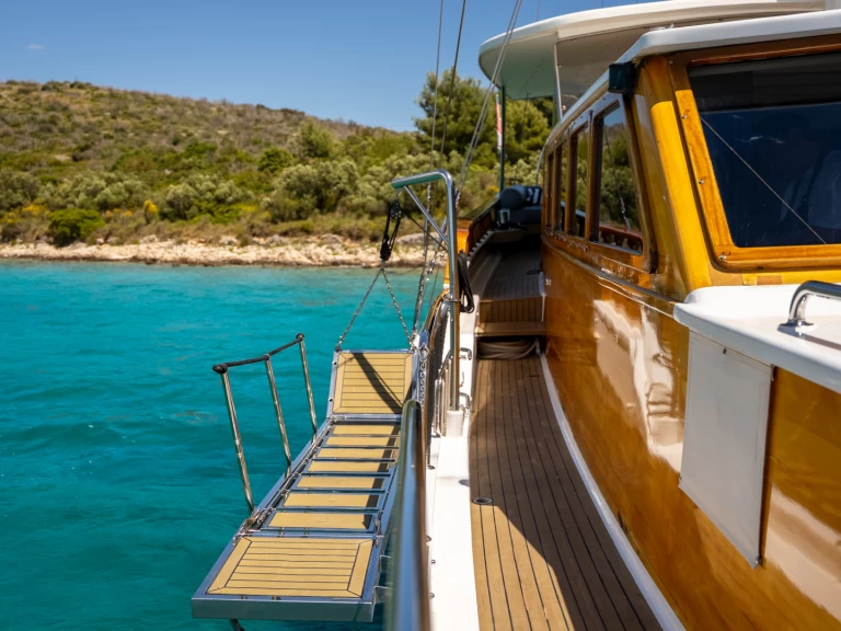 Hyra Segelbåt  med eller utan skeppare  Split  