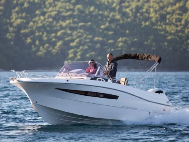 Yacht charter Preko billig 690 sun cruiser