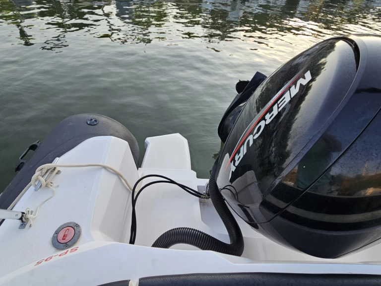 Hyr en Selva Selva 640 Sanary-sur-Mer 