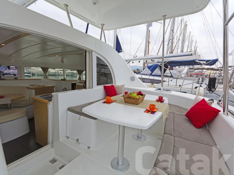 Hyr en Lagoon Lagoon 380 S2 Lavrio 