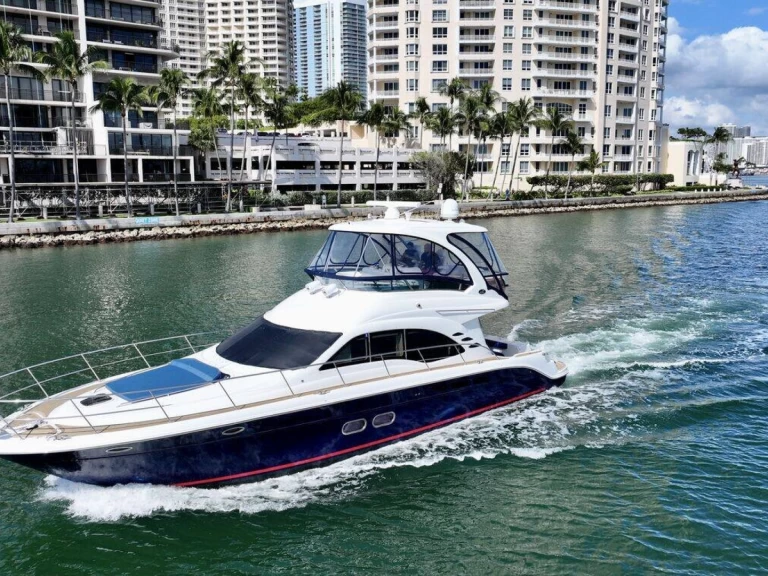 Uthyrning Lyx yacht i Miami  - Sea Ray 56