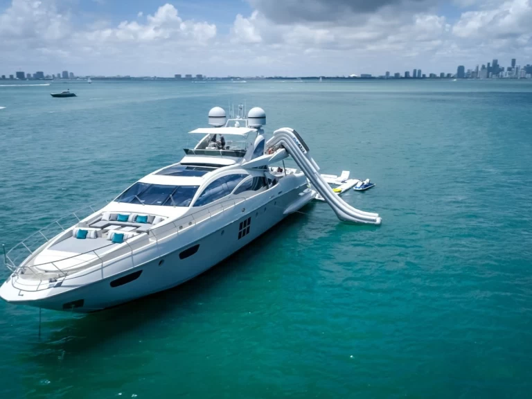 Uthyrning Lyx yacht i Miami Beach - Azimut 103’ azimut S 