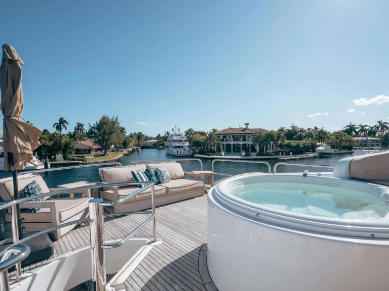 Båtuthyrning Lazzara Lady Kristina i Fort Lauderdale på Samboat 