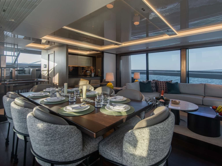 Yacht charter Loano billig Wyldecrest