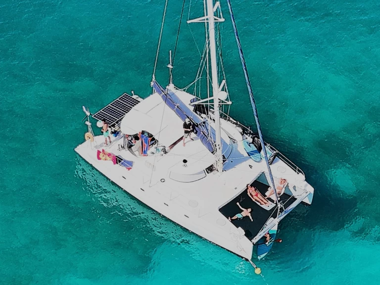Båtuthyrning Fountaine Pajot Belize 43 i Marigot på Samboat 