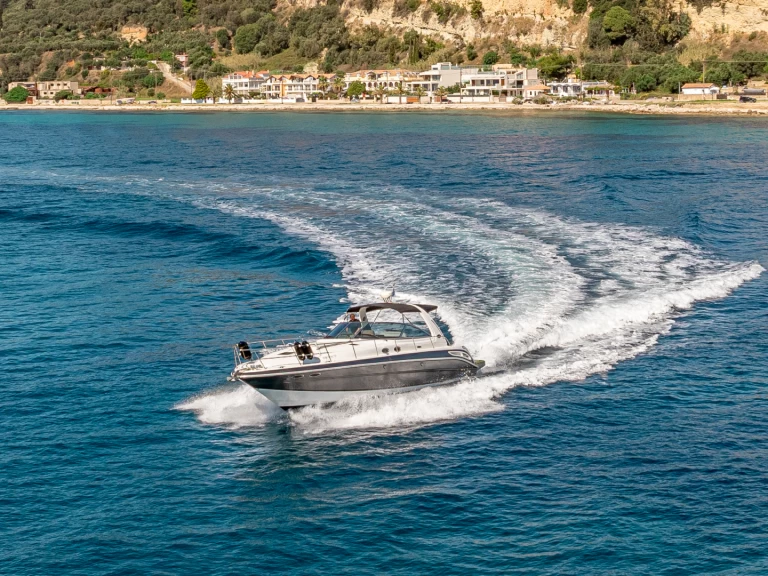 Uthyrning Agios Nikolaos - Sea Ray Sea Ray 410 Sundancer av Samboat 