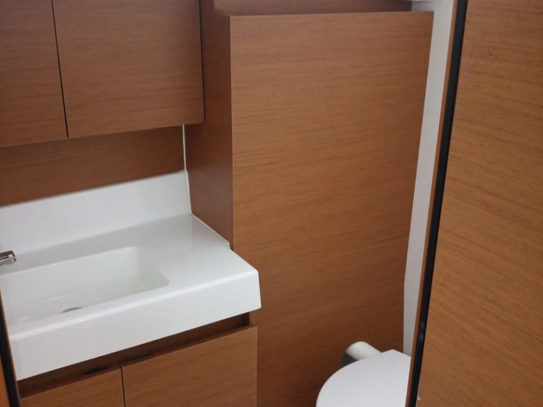 Hyra Segelbåt  med eller utan skeppare Jeanneau Procida 