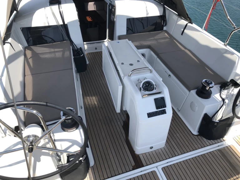 Uthyrning Alimos - Jeanneau Sun Odyssey 440 av Samboat 
