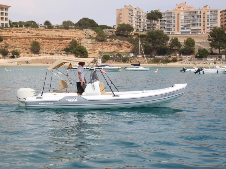 MV Marine 620 charter bareboat eller skeppad i El Toro