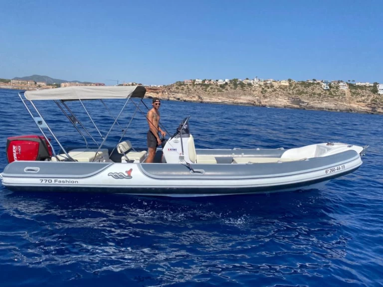 Hyra RIB med eller utan skeppare MV Marine El Toro 