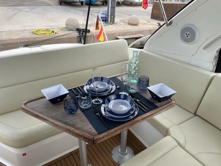 Uthyrning Motorbåt  Bavaria med en båtlicens 