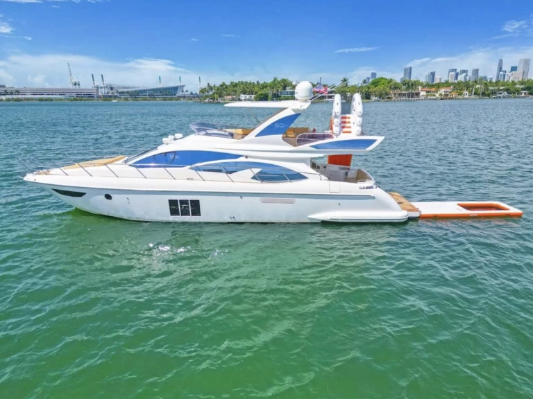 Uthyrning Miami Beach - Azimut Azimut 65  av Samboat 