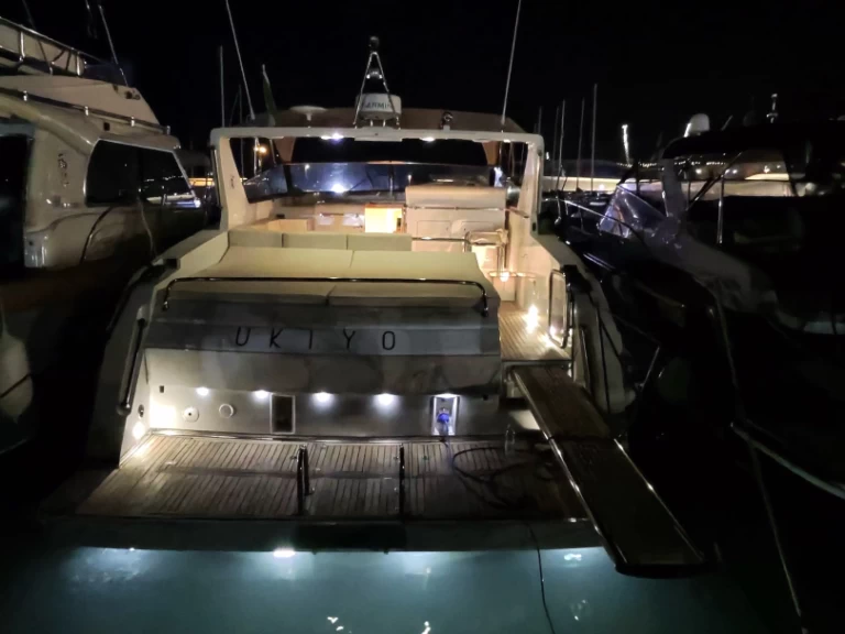 Motorbåt  för uthyrning Salerno till det bästa priset 