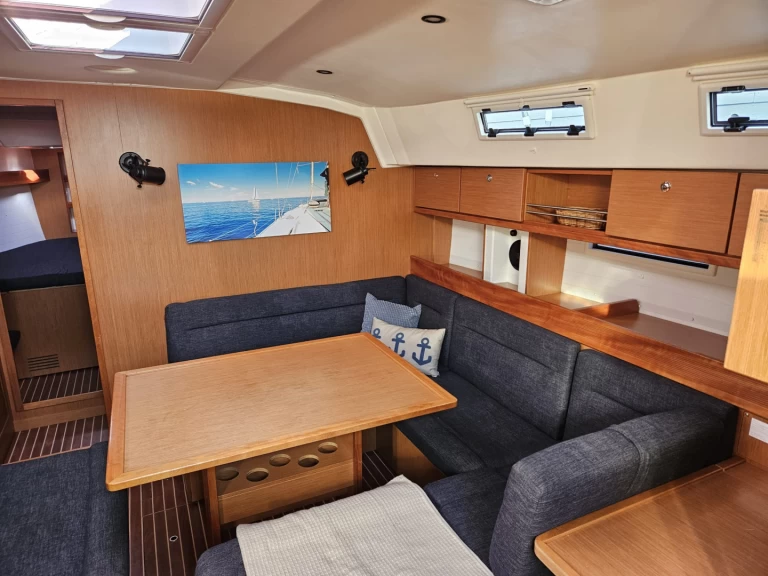 Båtuthyrning Bavaria Cruiser 45 i Heiligenhafen på Samboat 