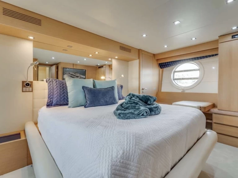 Hyra Lyx yacht med eller utan skeppare Aicon Key Biscayne 