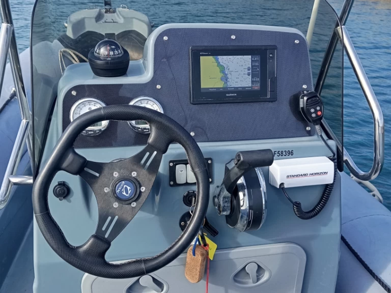 RIB för uthyrning L'Île-d'Yeu till det bästa priset 