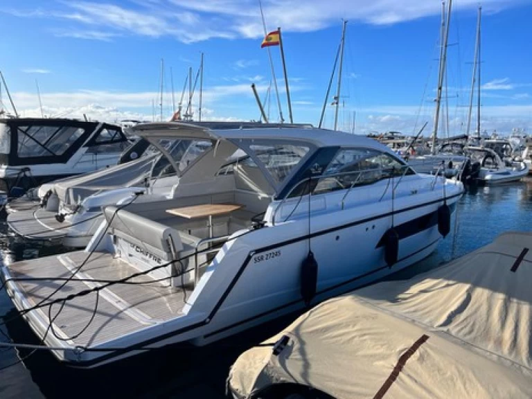 Sealine S335 charter bareboat eller skeppad i El Toro