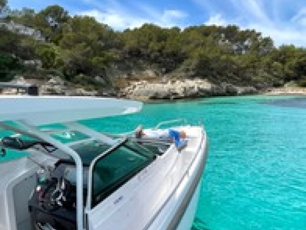 Uthyrning Motorbåt  i El Toro - Axopar Axopar 37 Sun-Top