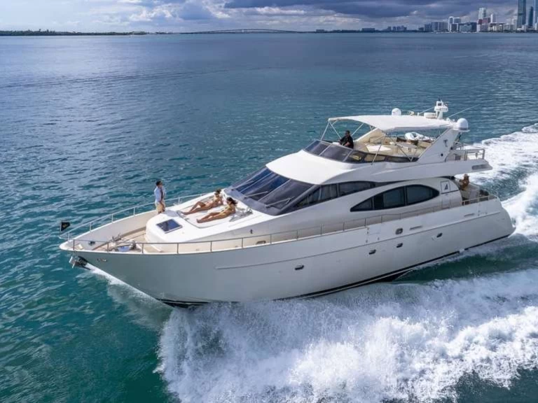 Båtuthyrning Azimut Azimut 70 i Miami Beach på Samboat 