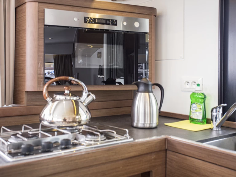 Yacht charter Trogir  billig Lagoon 42