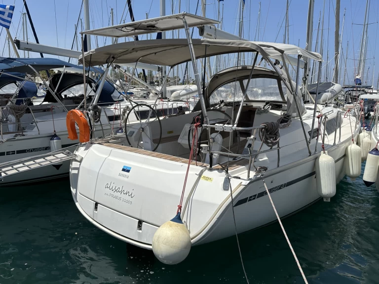 Bavaria Cruiser 41 charter bareboat eller skeppad i Preveza