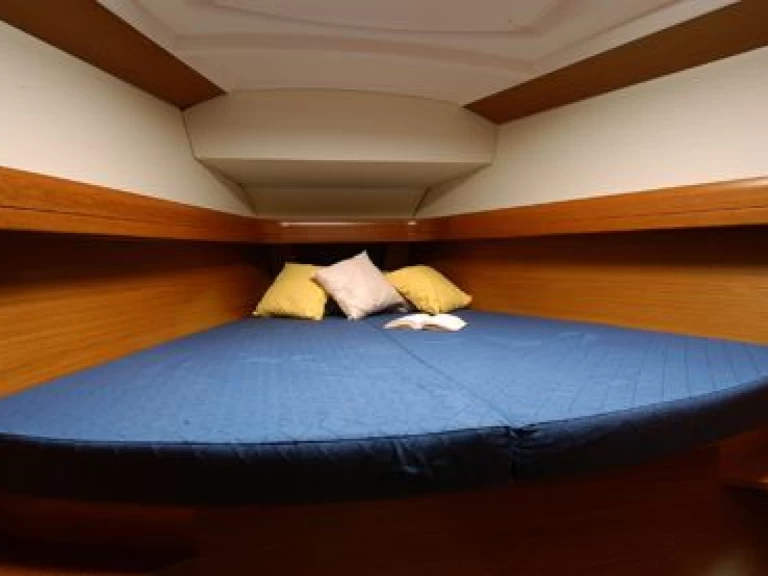 Uthyrning Neo Klima - Jeanneau Sun Odyssey 42i av Samboat 