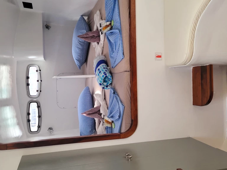 Uthyrning Katamaran  Sea Tribe Yachts med en båtlicens 