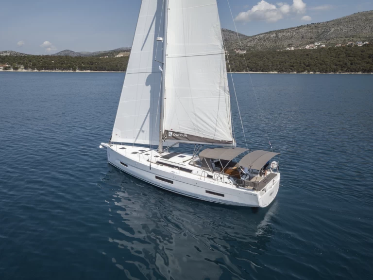 Uthyrning Segelbåt  i Donji Seget - Dufour Dufour 530