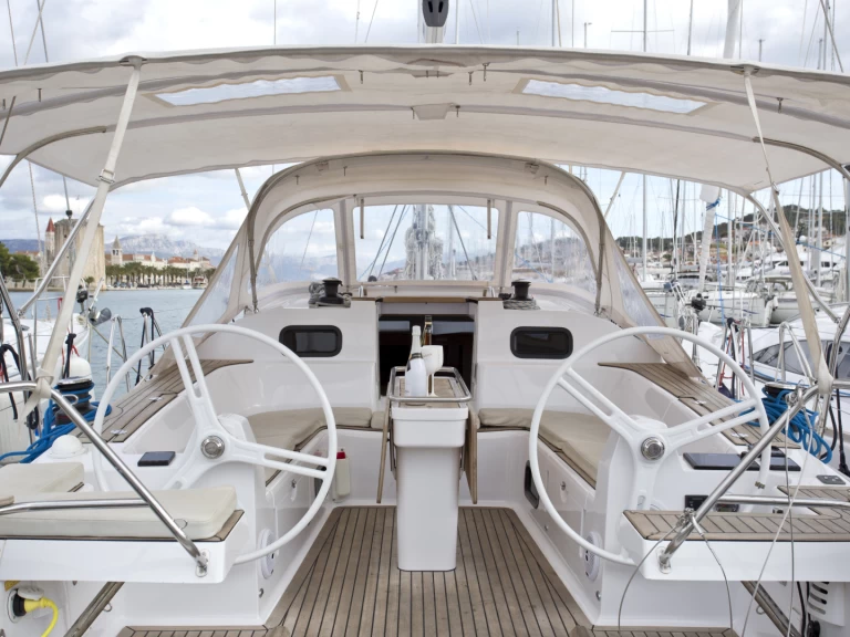 Uthyrning Segelbåt  i Trogir  - Elan Impression 45