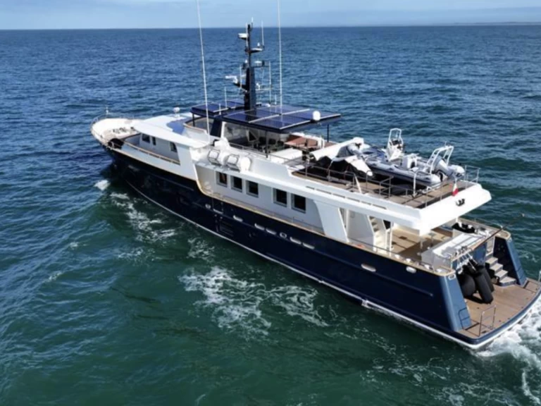 Yacht charter Bas du Fort billig Ocea 108