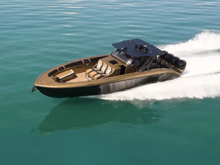 Uthyrning Charlotte Amalie - Midnight Express 43 av Samboat 