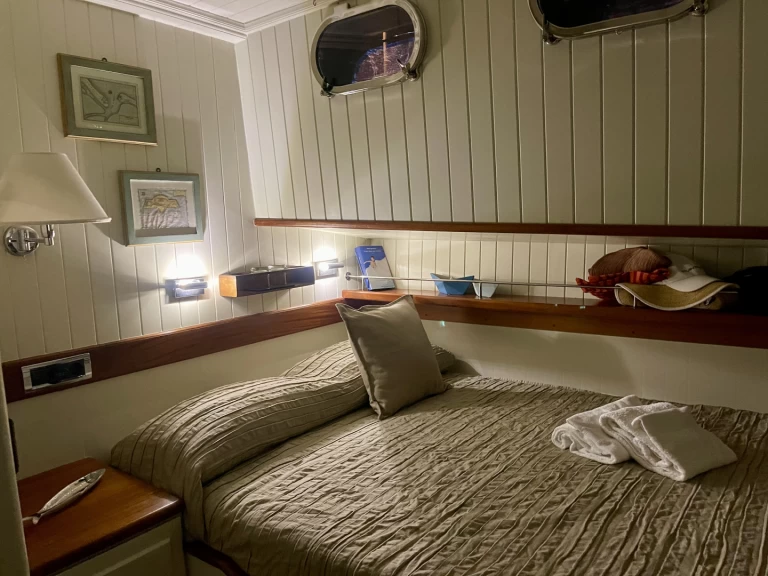 Yacht charter Trapani Port billig Ketch